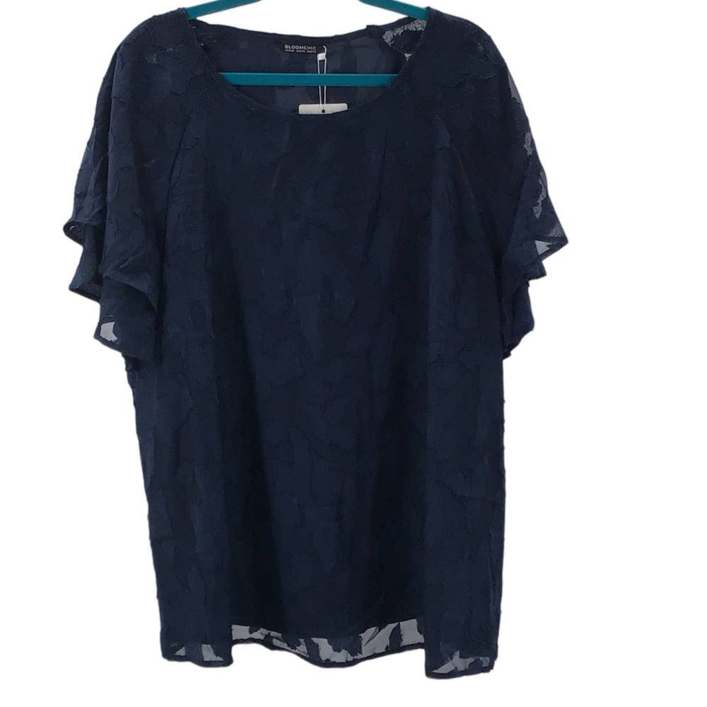 BLOOMCHIC  SZ 12 L navy flutter slv round neck top blouse. Tag removed but new.